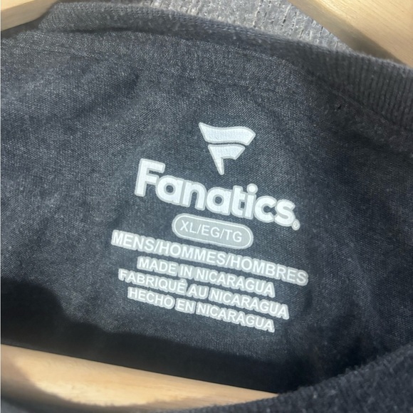 SOLD Fanatics Men’s Tampa Lightning Tshirt Size XL. Closet J12 - Picture 2 of 3